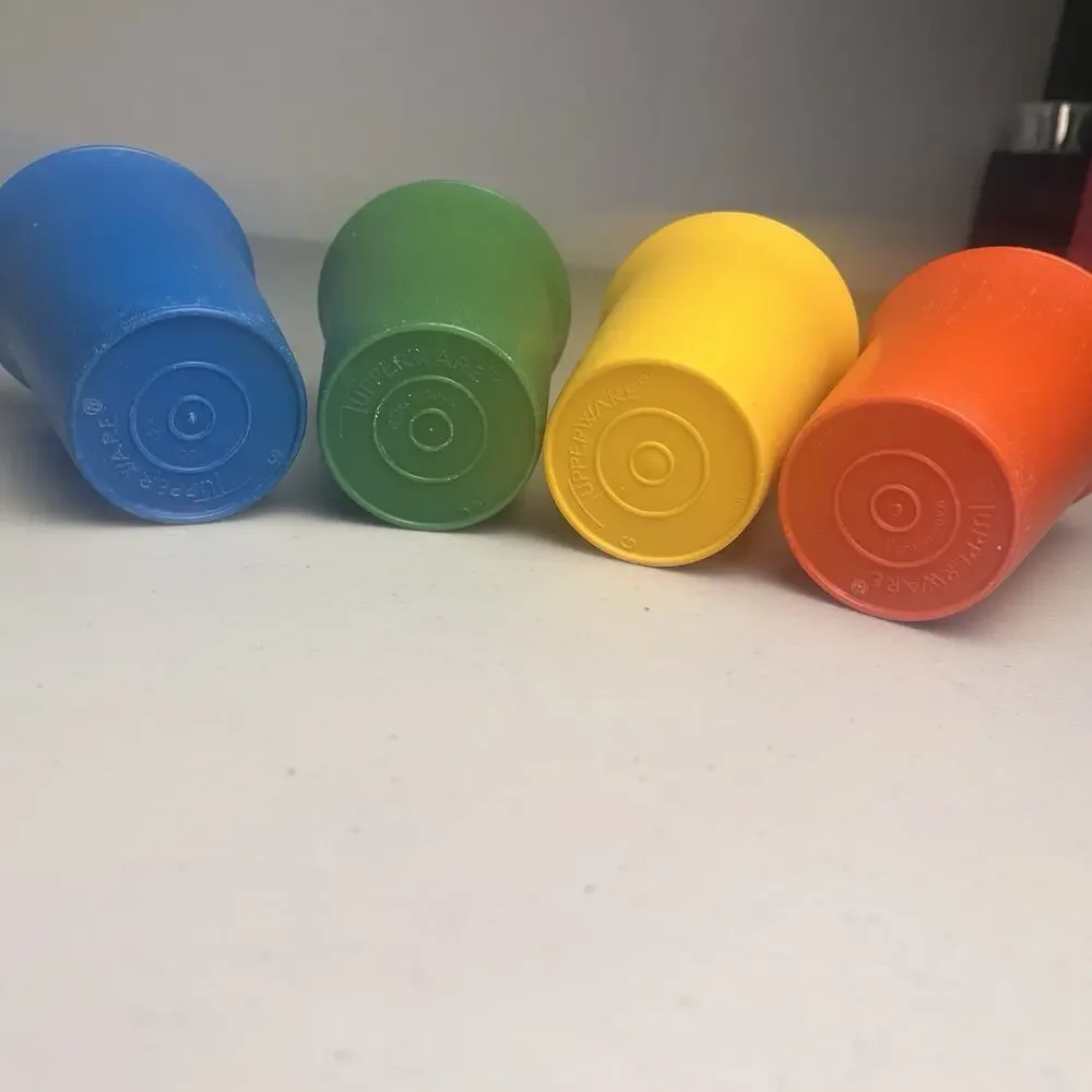 Vintage Tupperware Bell Tumblers Stackable 7 oz Cups #109 Set Of 4 Primary Color